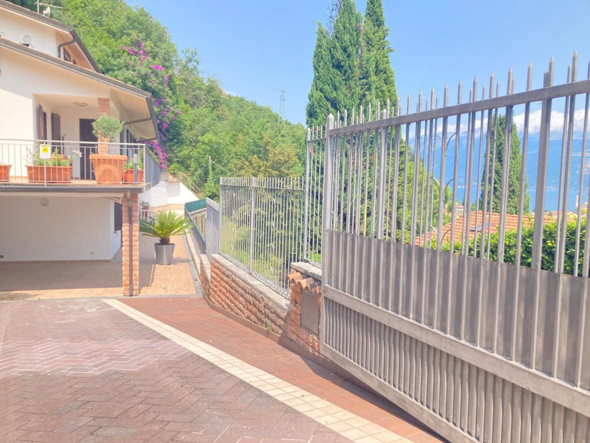 Garda Sunshine Apartment Toscolano Maderno Bagian luar foto